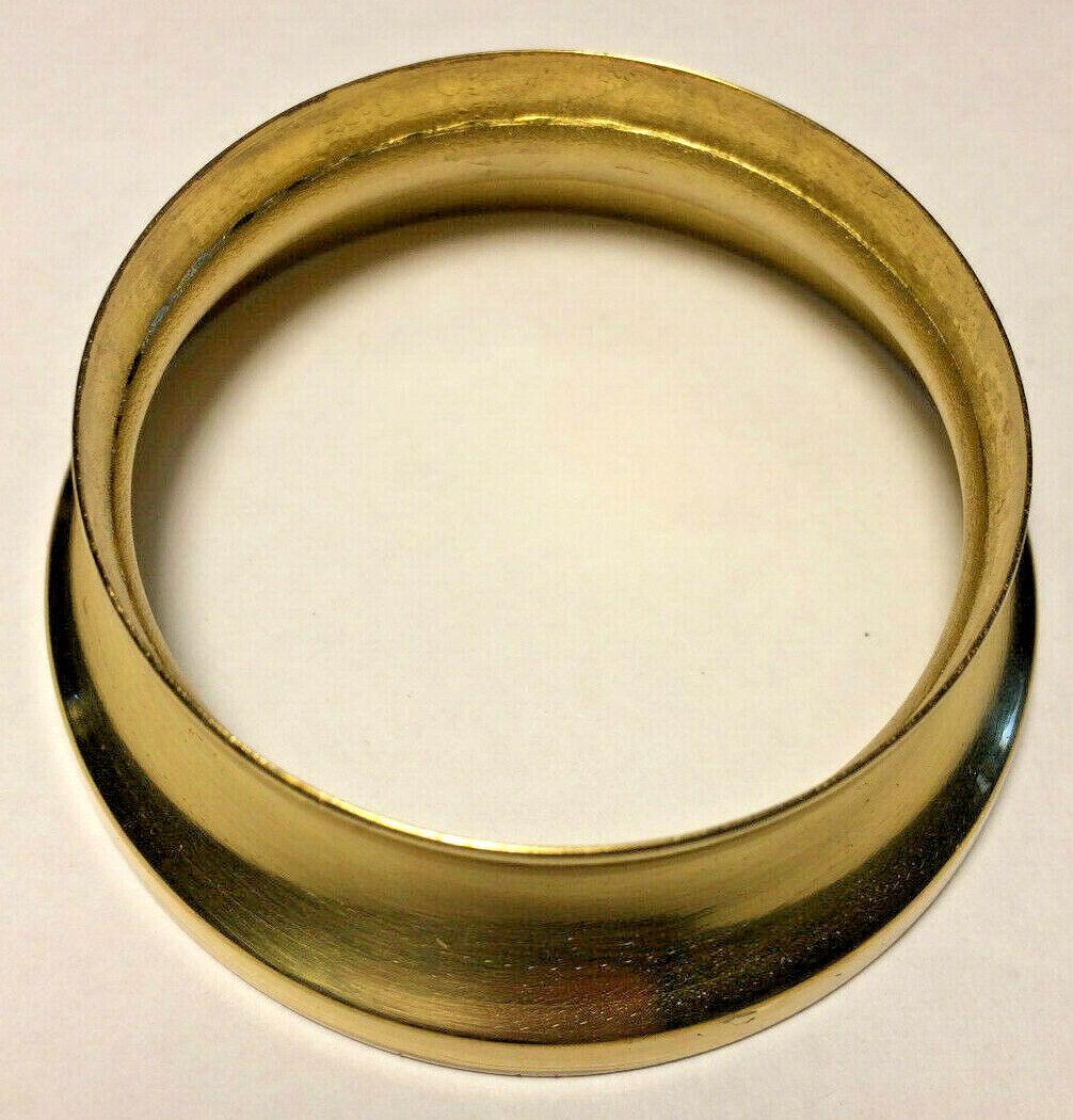 New Spun Brass Connector For Lamp Bases & Fonts, 2 11/16"x2 1/4"x7/8" P&L #LC107 - Stone Door Lamps