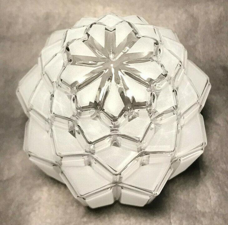 New Art Deco Skyscraper Glass Table Lamp Shade, 3 1/4" Fitter, 6 1/16" Ht SS967C - Stone Door Lamps