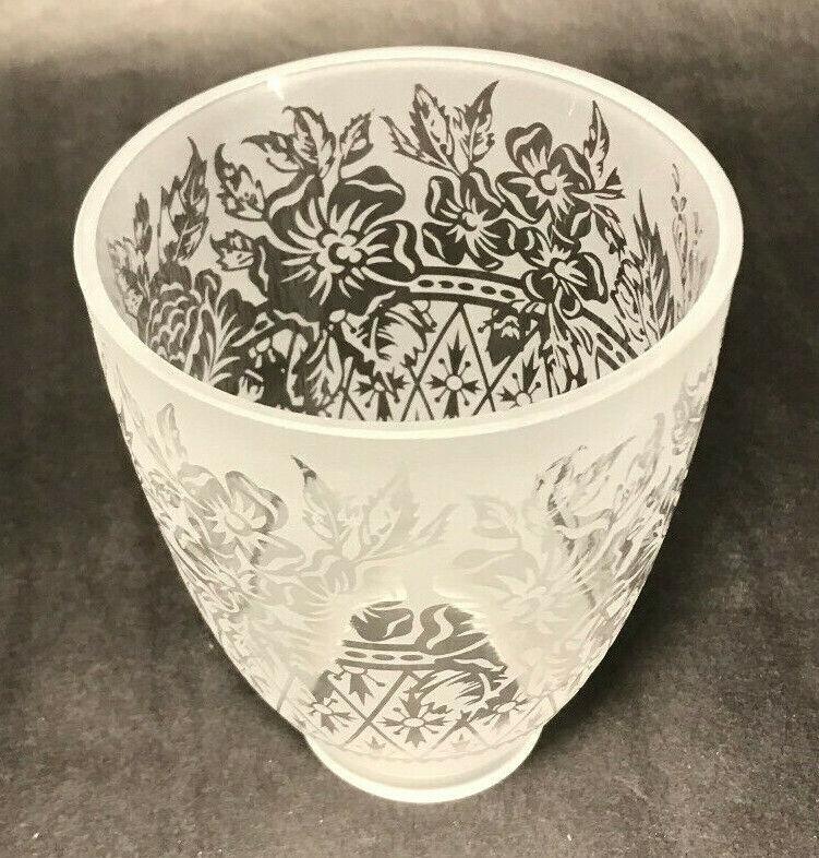 2 1/4" Fitter Venicia Satin Etched Fixture Shade, 2 Roses, Clear Filigree, 5" Ht - Stone Door Lamps