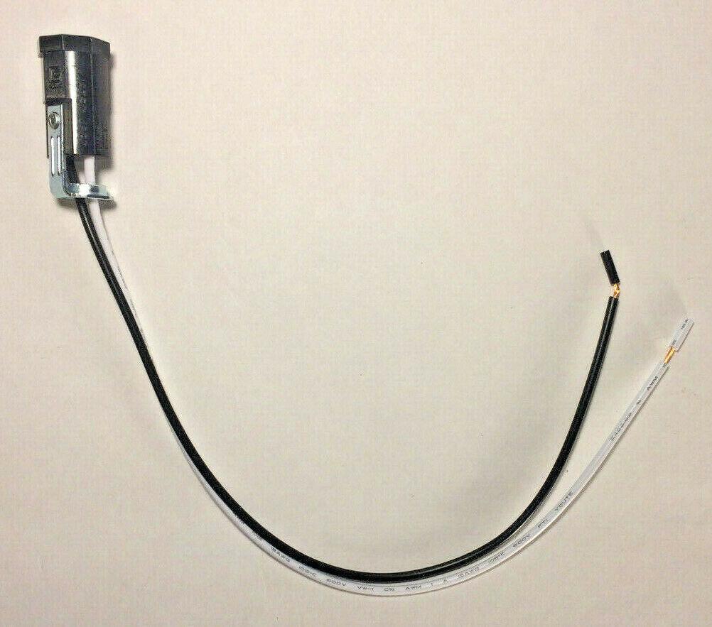 New Phenolic Pigtail E12 Candelabra Socket, 12" Wire Leads, 1/8F Hickey #SO634 - Stone Door Lamps