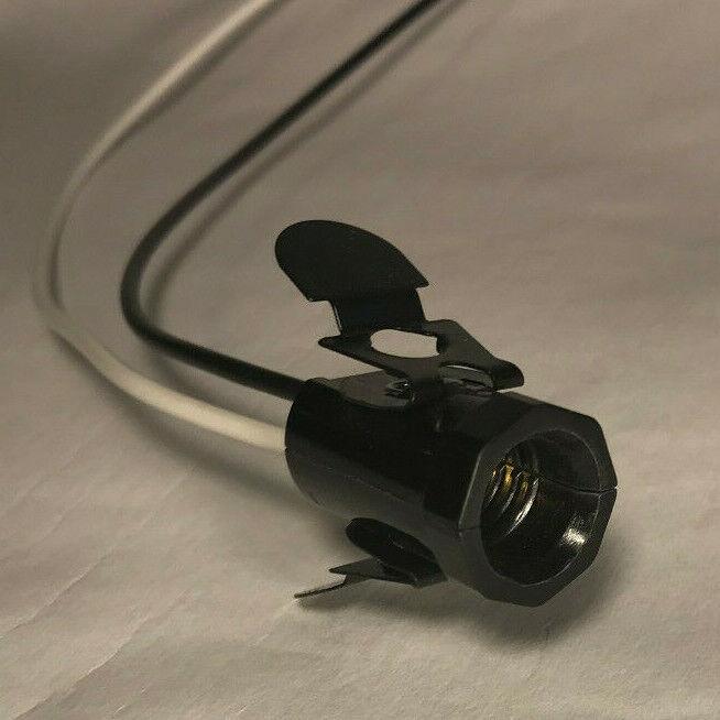 New Candelabra Base Keyless Lamp Socket w/ Spring Clips, 24" Wire Leads, #SO314 - Stone Door Lamps