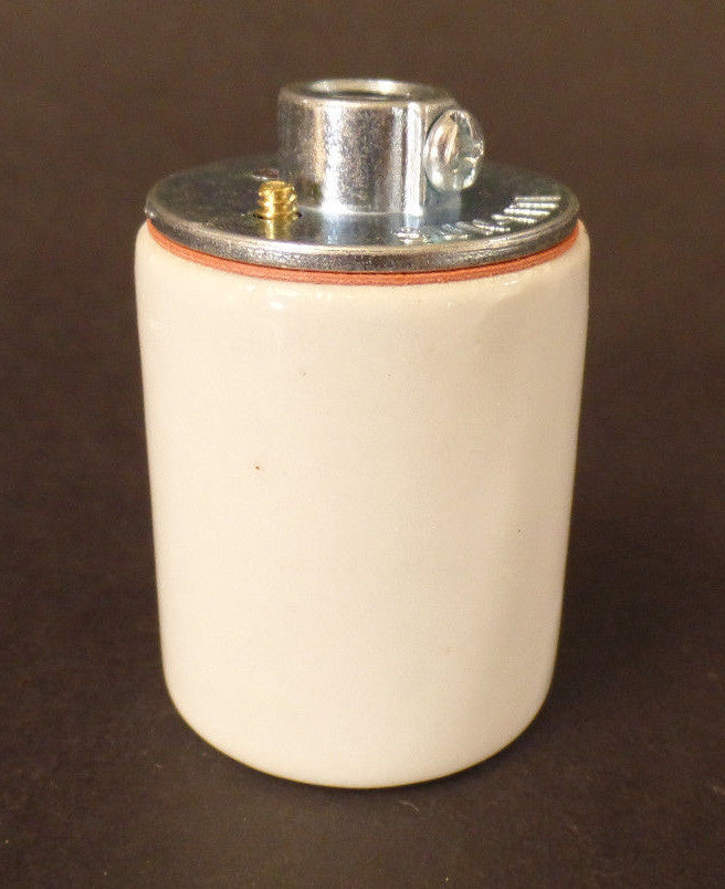New E26 Keyless Porcelain 3 Terminal Socket W/ Ground Screw, 1/4 IPS Thread #304