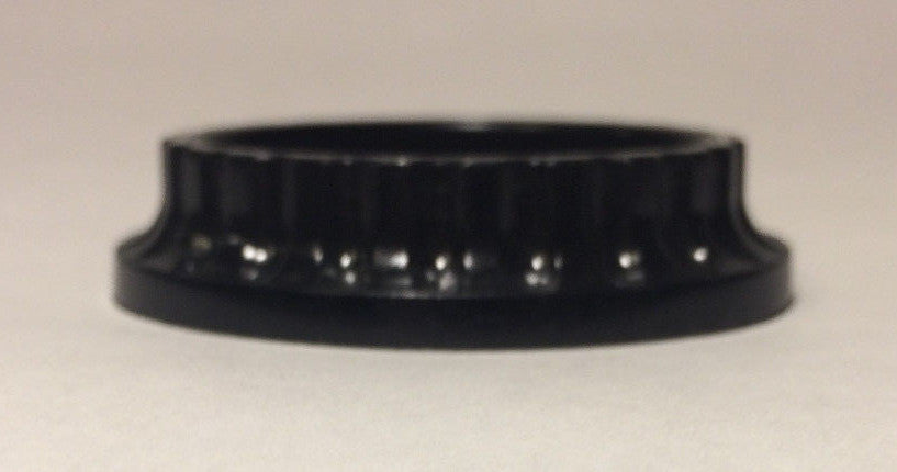 NEW LEVITON BAKELITE RING FOR BAKELITE THREADED SHELL SOCKET LAMP PART #BR318