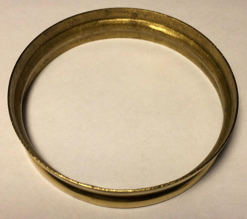 New Spun Brass Connector For Lamp Bases & Fonts, 2.5"x2.5"x0.5" Ht. P&L #LC106 - Stone Door Lamps