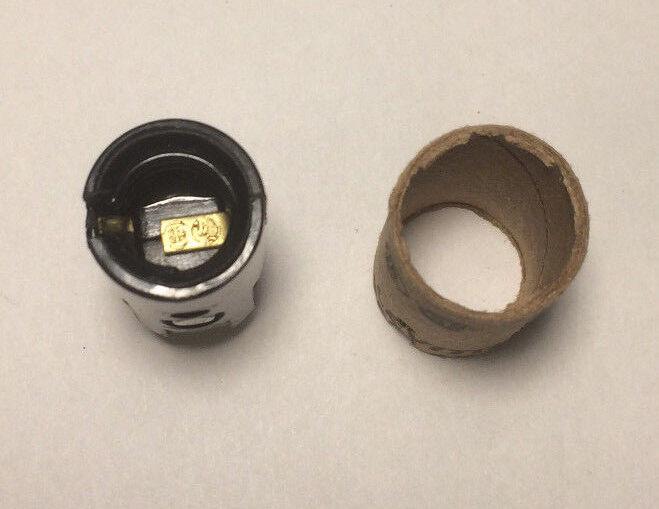 Leviton KEYLESS CANDLE CANDELABRA BASE SOCKET w/ 1/8" HICKEY & INSULATOR #SO230 - Stone Door Lamps