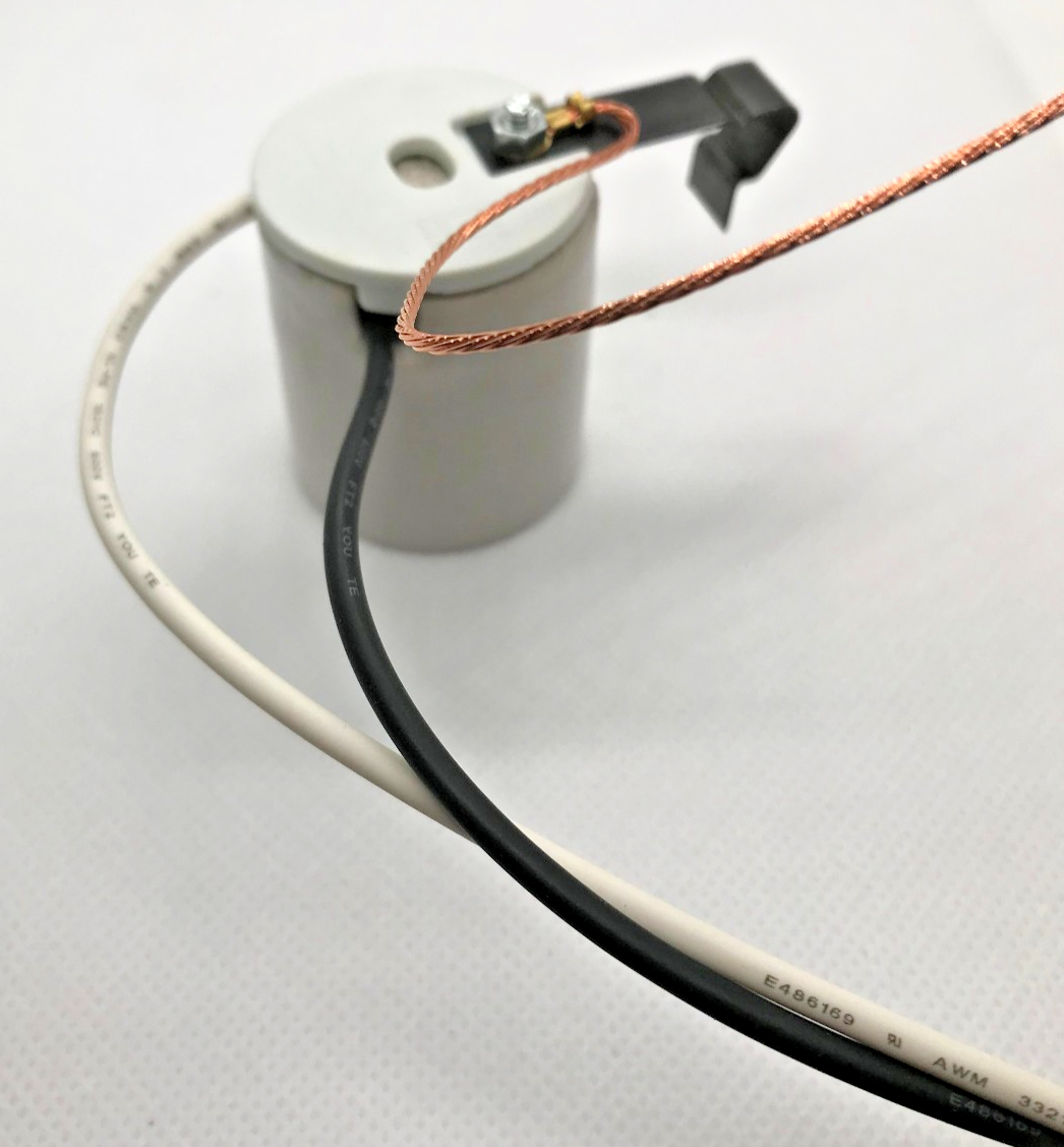 New Glazed Porcelain Snap-In Socket, Medium Base 12" Wire Leads & Ground Wire