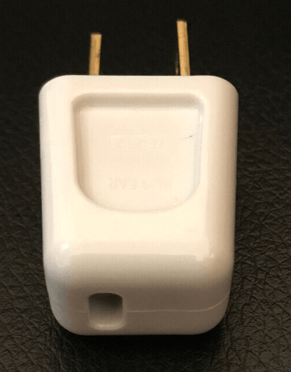 New White Quick Connect Lamp Plug For SPT-1 Cord, Polarized Blades, U.L. #PL563