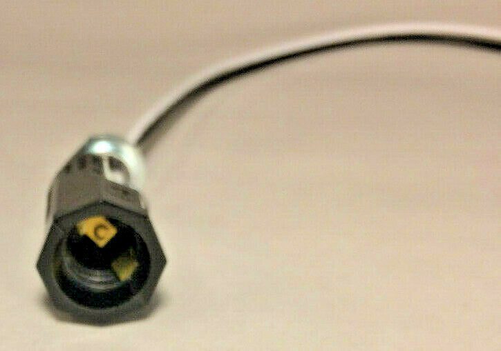New Phenolic Pigtail E12 Candelabra Socket, 12" Wire Leads, 1/8F Hickey #SO634