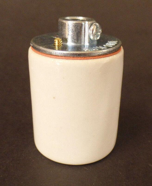 New E26 Keyless Porcelain 3 Terminal Socket W/ Ground Screw, 1/4 IPS Thread #304 - Stone Door Lamps