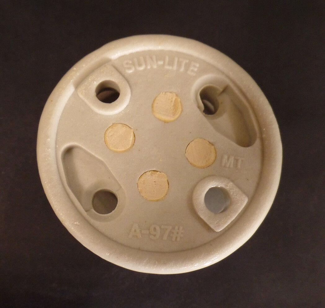 Lot of 100 Medium Base E26 Glazed Porcelain 2 Piece Ring Sign Edison Sockets - Stone Door Lamps